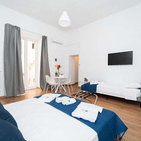 Home Smart Rent Appartamento Nei Pressi Di Via Toledo 2 Camere Da Letto Naples Extérieur photo
